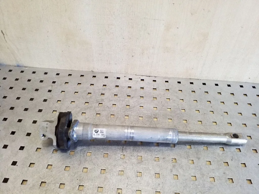 Steering column universal joint 6776109