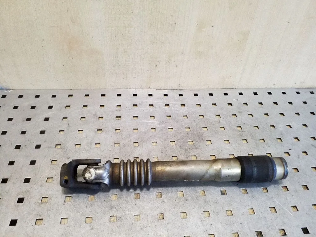 Steering column universal joint