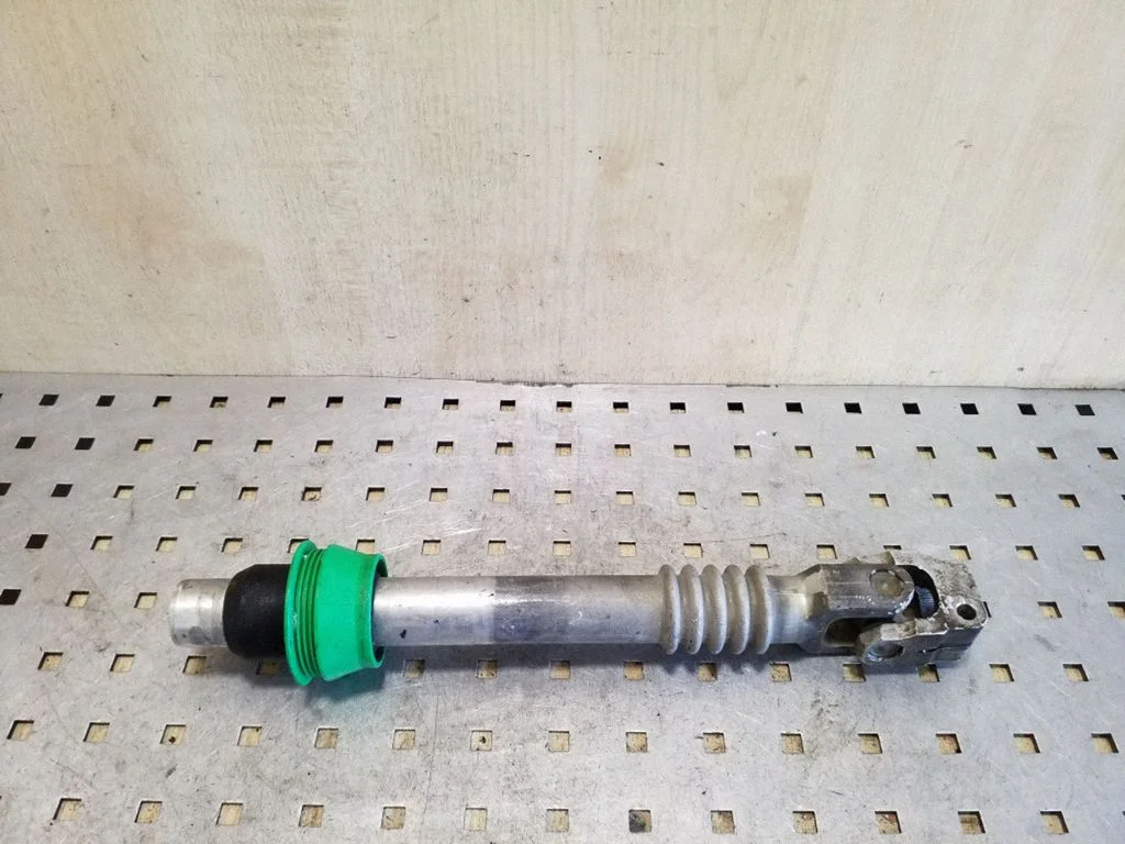 Steering column universal joint