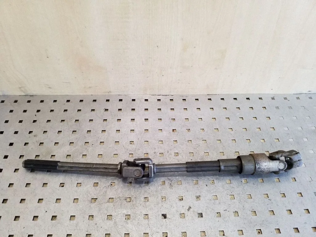Steering column universal joint