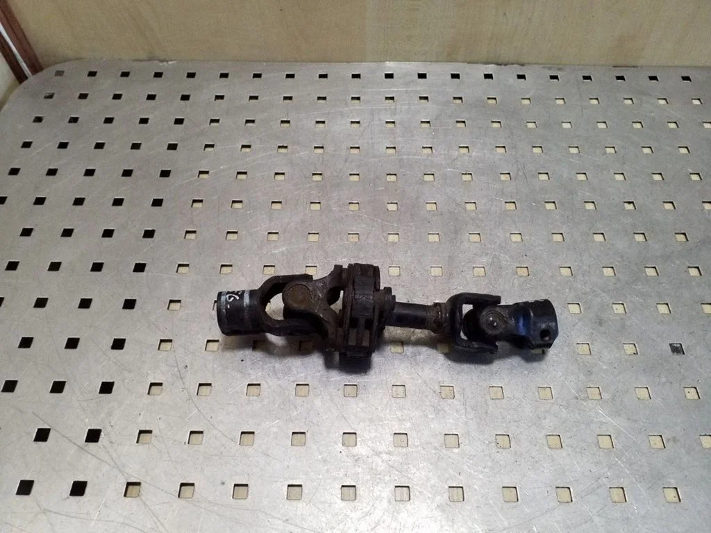 Steering column universal joint