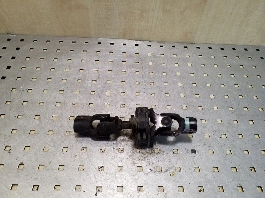 Steering column universal joint