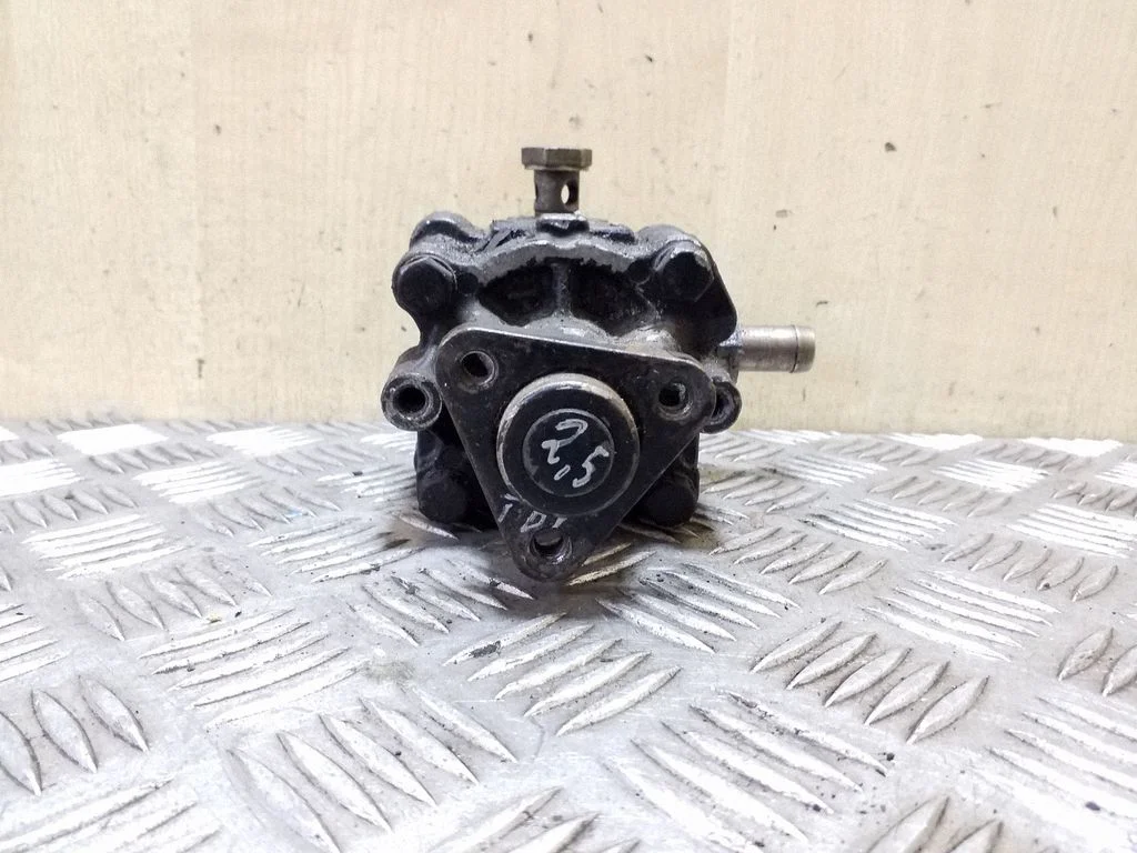 Power steering pump 863326