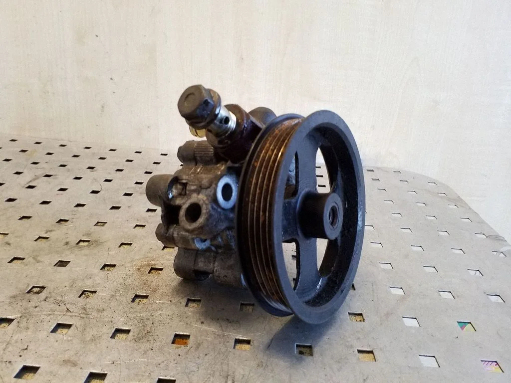 Power steering pump