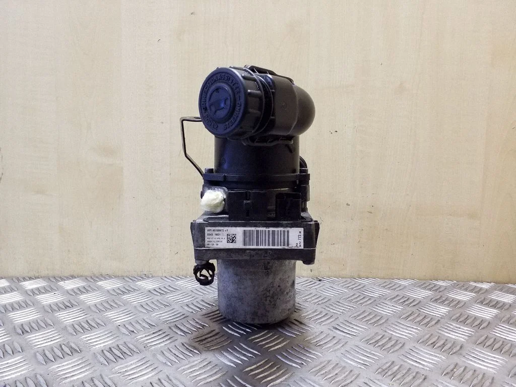 Roolivõimendi pump 9675277380
