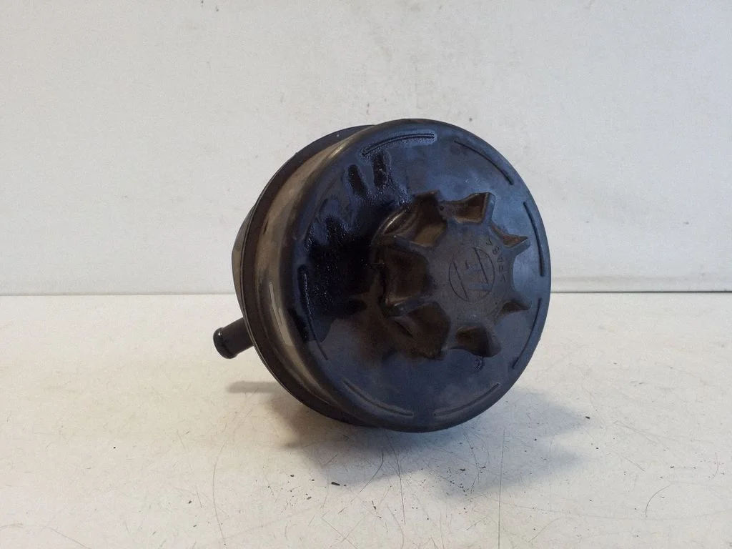 Power steering fluid tank/reservoir