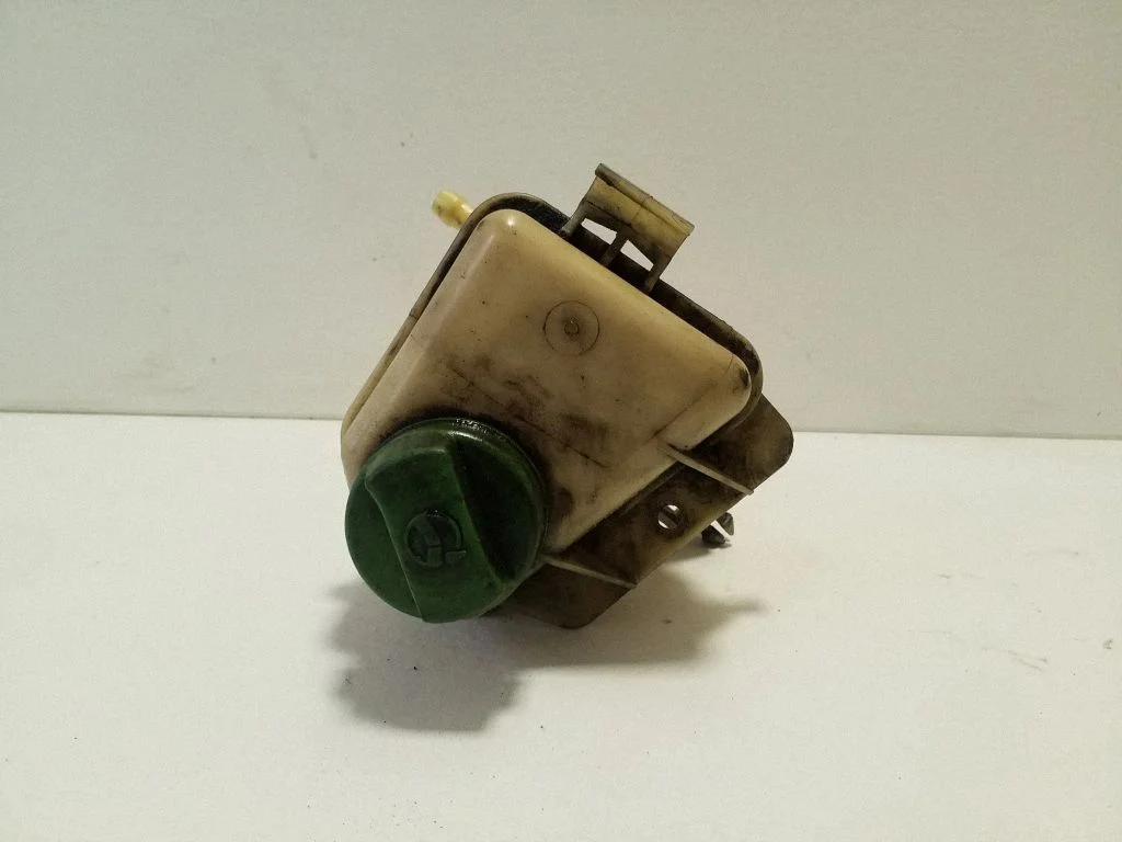 Power steering fluid tank/reservoir 7E0422371G