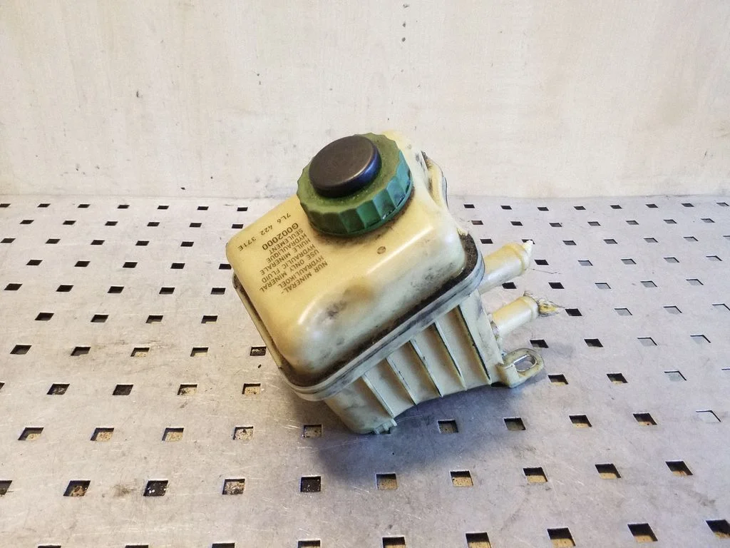 Power steering fluid tank/reservoir 7L6422371E