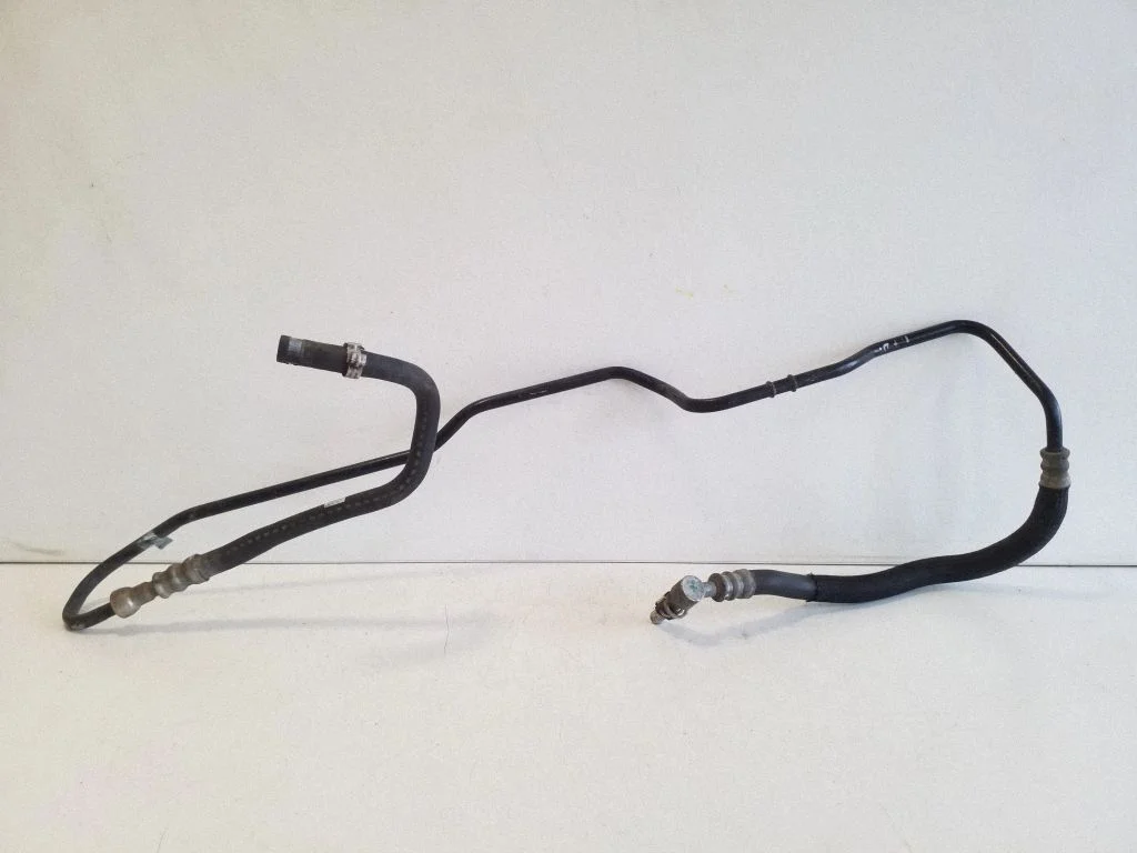 Power steering hose/pipe/line