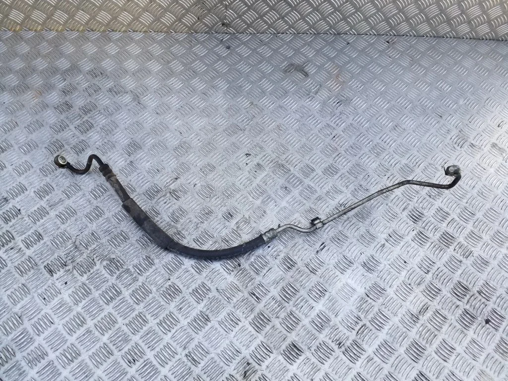 Power steering hose/pipe/line