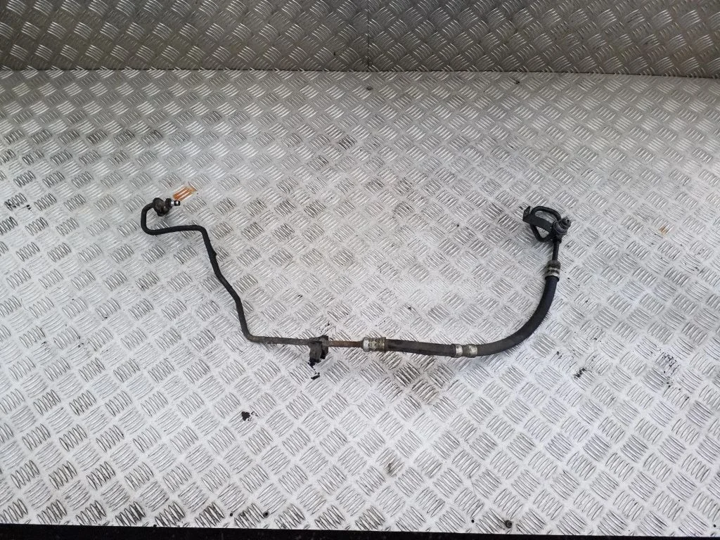 Power steering hose/pipe/line