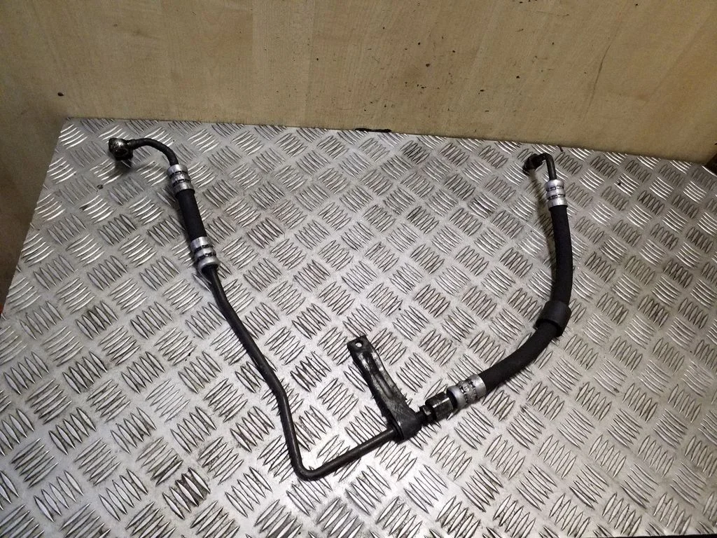 Power steering hose/pipe/line 9156561