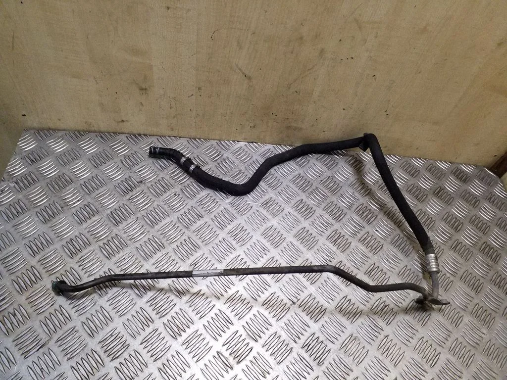 Power steering hose/pipe/line 8R2422891K