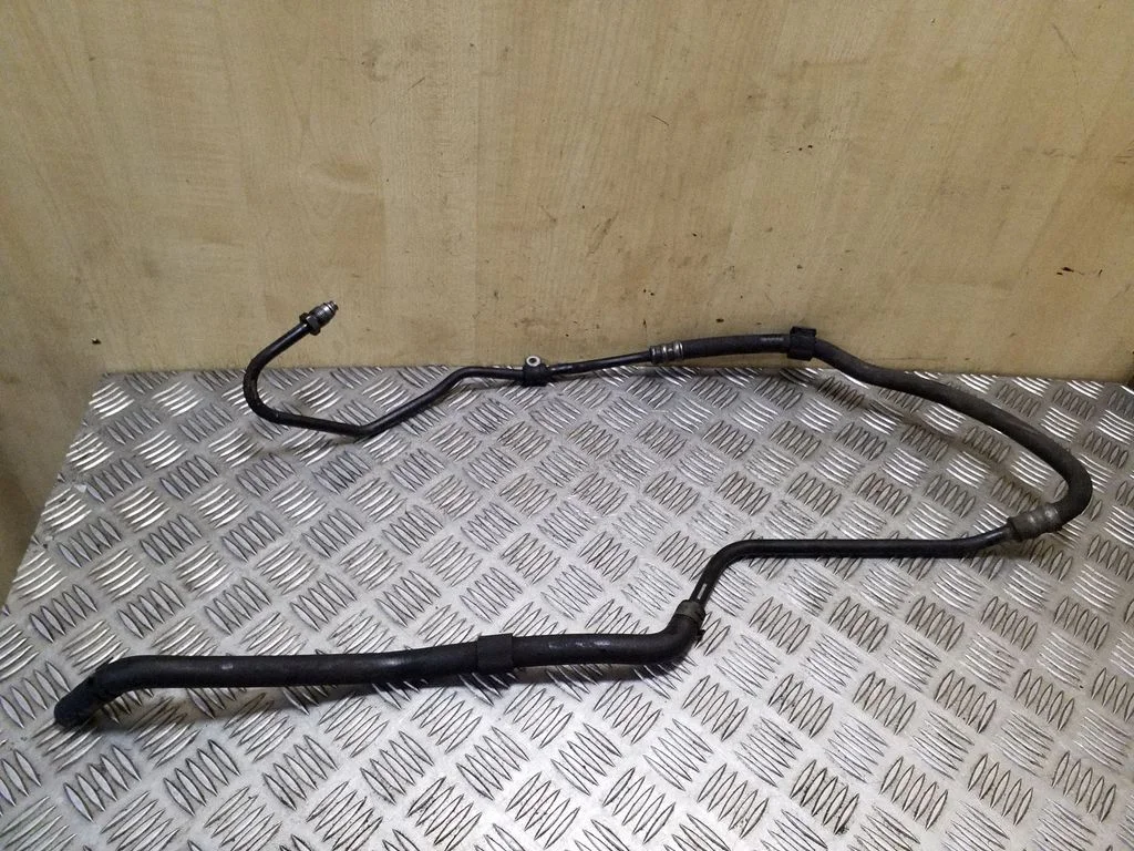 Power steering hose/pipe/line 7P0422891E
