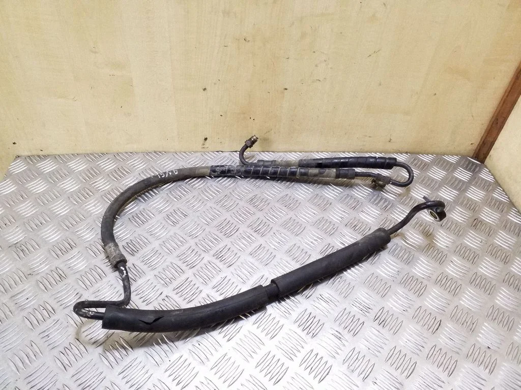Power steering hose/pipe/line