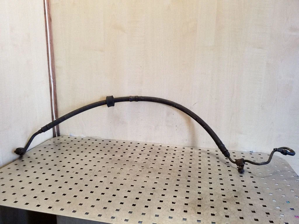 Power steering hose/pipe/line