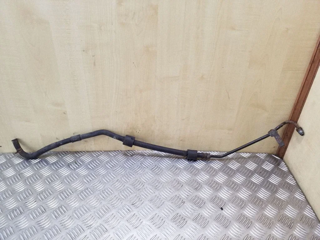 Power steering hose/pipe/line