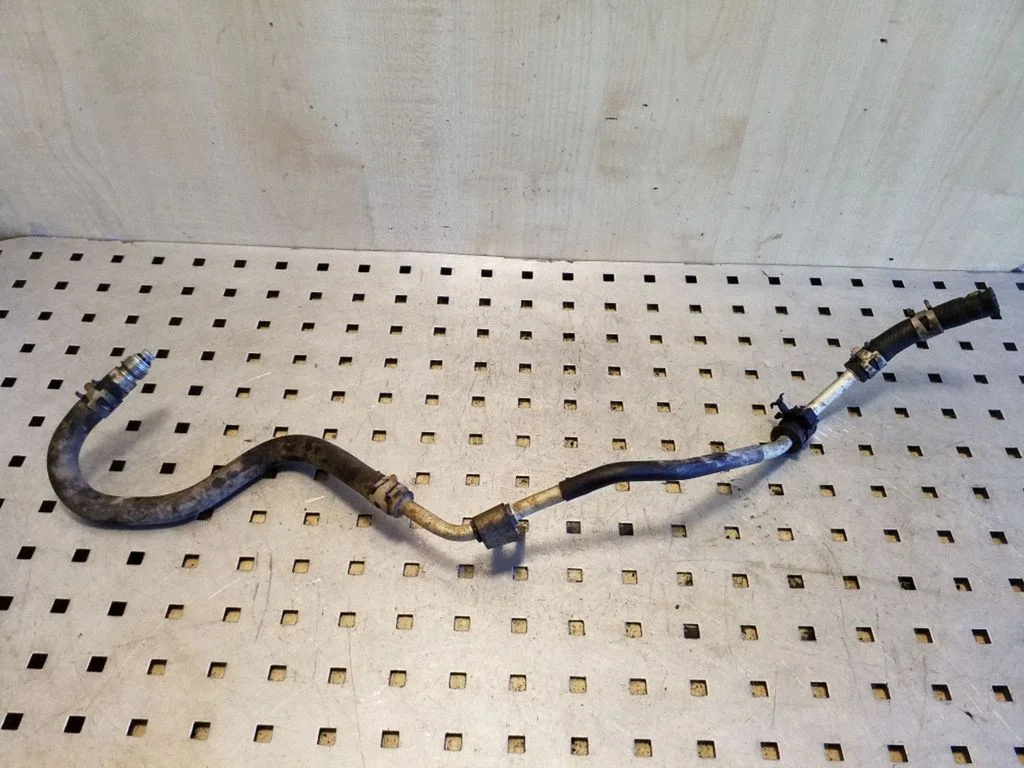 Power steering hose/pipe/line