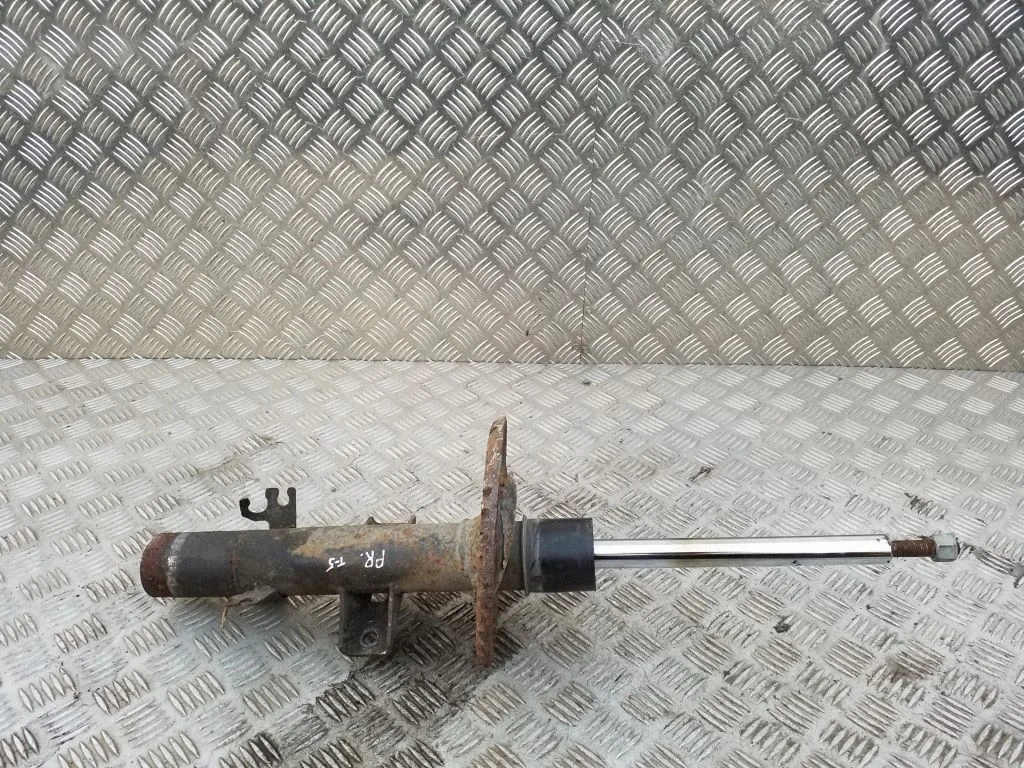 Front shock absorber/damper