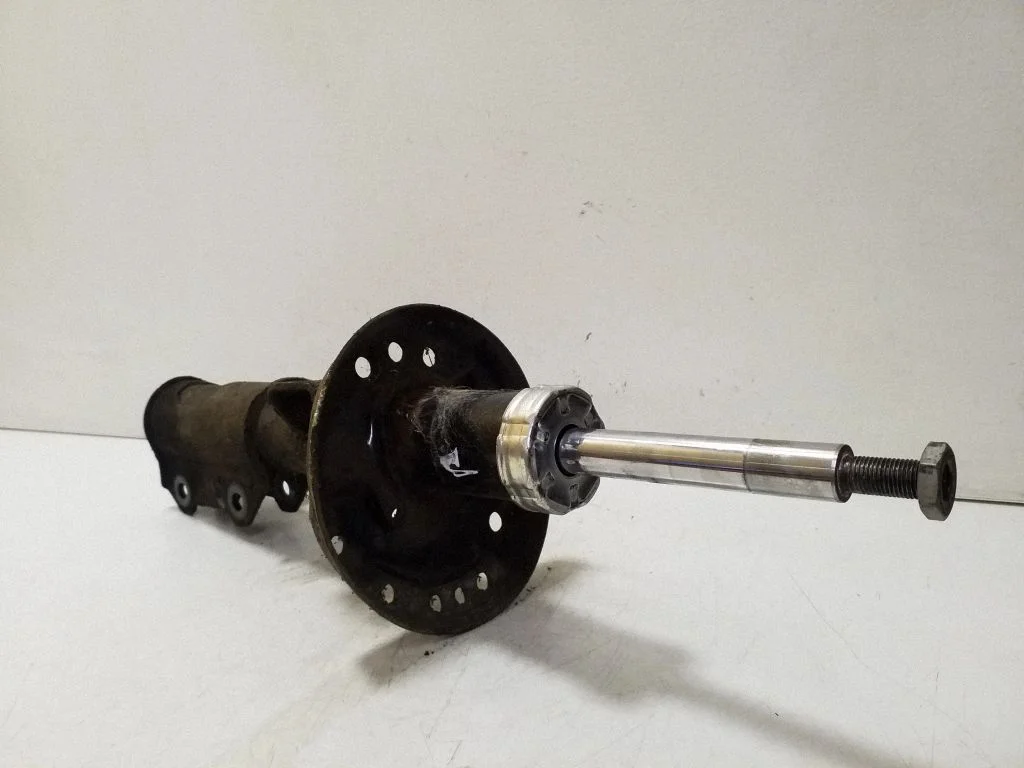 Front shock absorber/damper 13368504