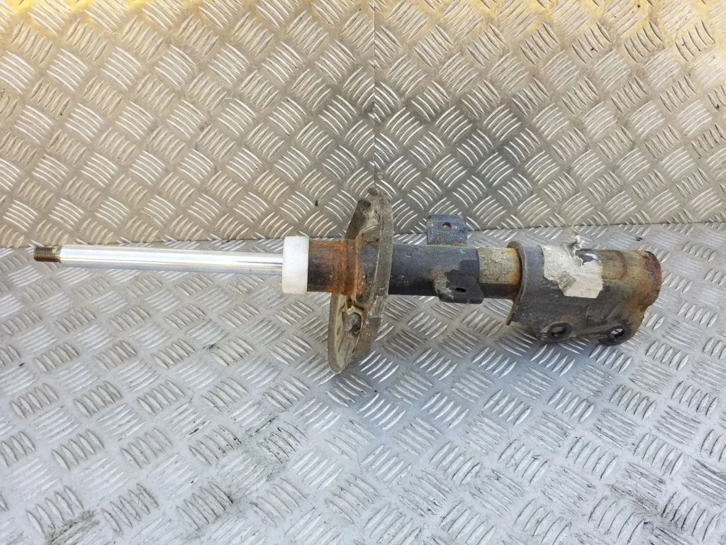 Front shock absorber/damper – front right