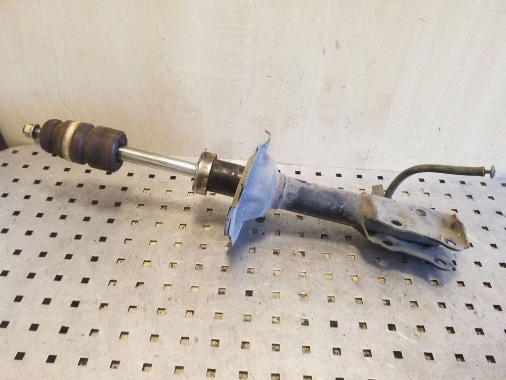 Front shock absorber/damper – right