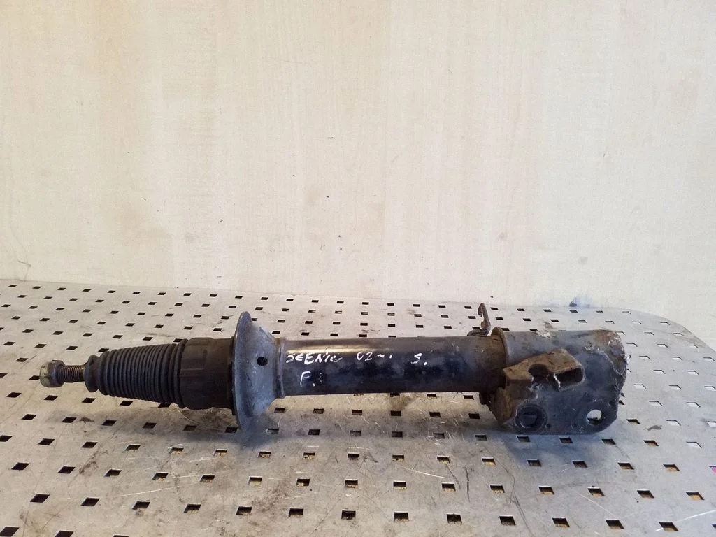 Front shock absorber/damper