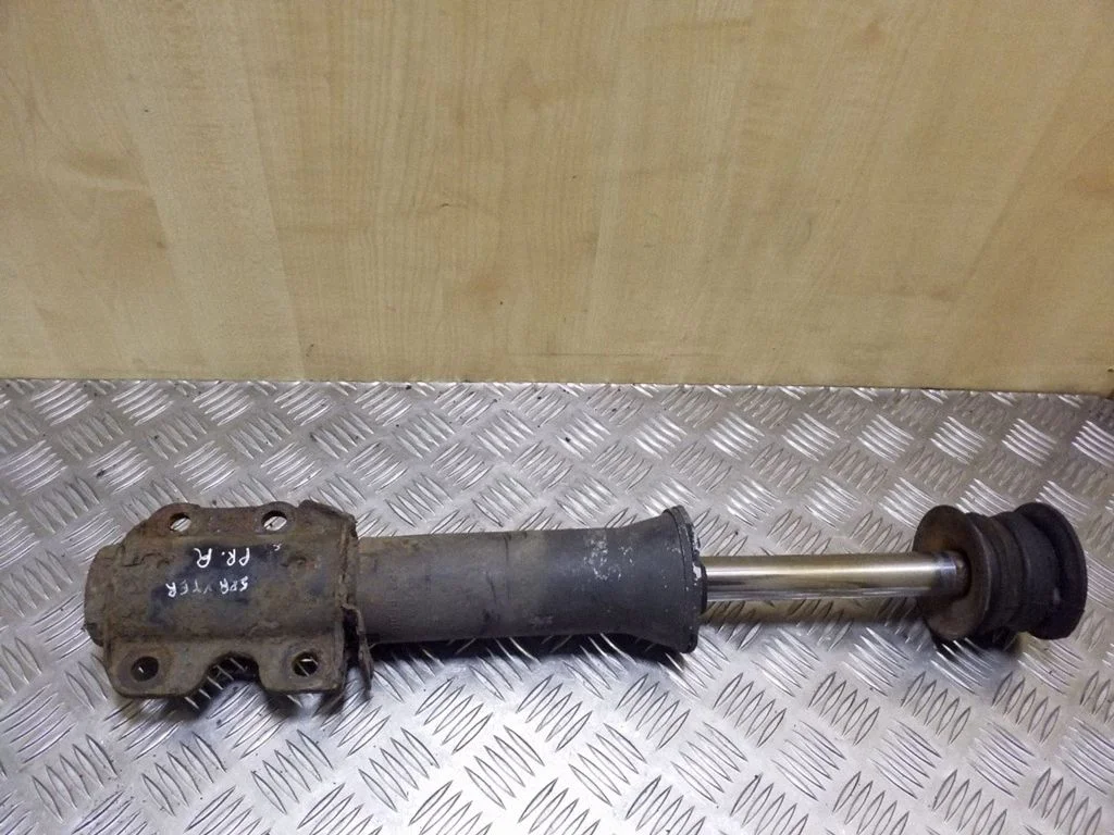 Front shock absorber/damper – Mercedes-Benz Sprinter W901 W902 W903 W904 (1995-2007)
