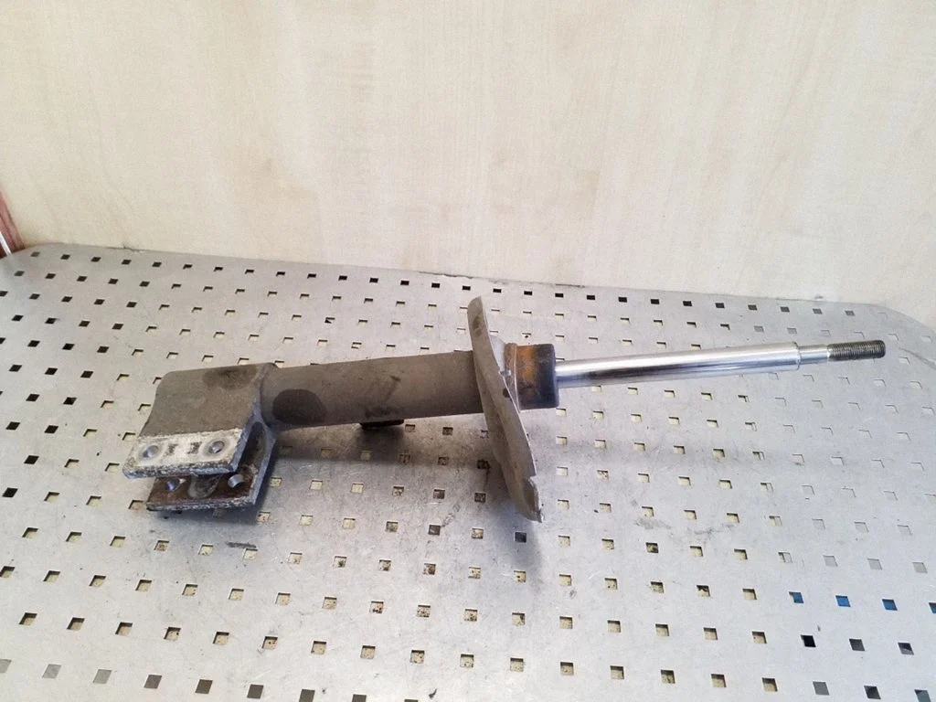 Front shock absorber/damper – left