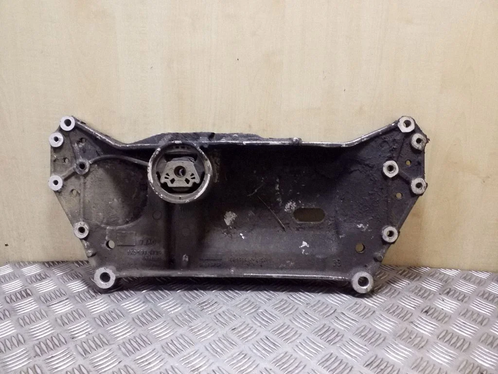 Belka przednia (sanki) 1K0199369G