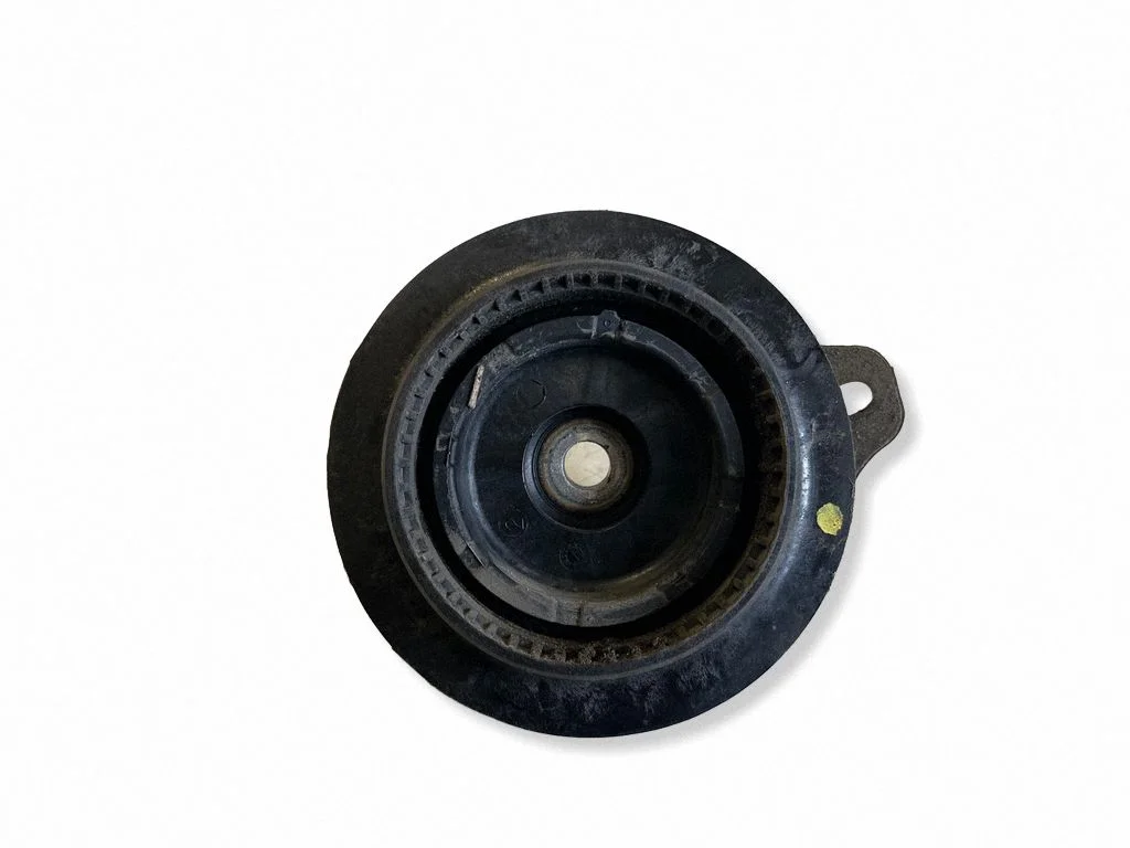 Front upper strut mount – Jeep Grand Cherokee (2010-2021)