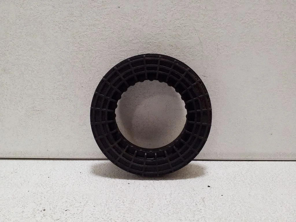 Front upper strut mount – Mercedes-Benz CLS-Class C218 X218 (2011-2017)