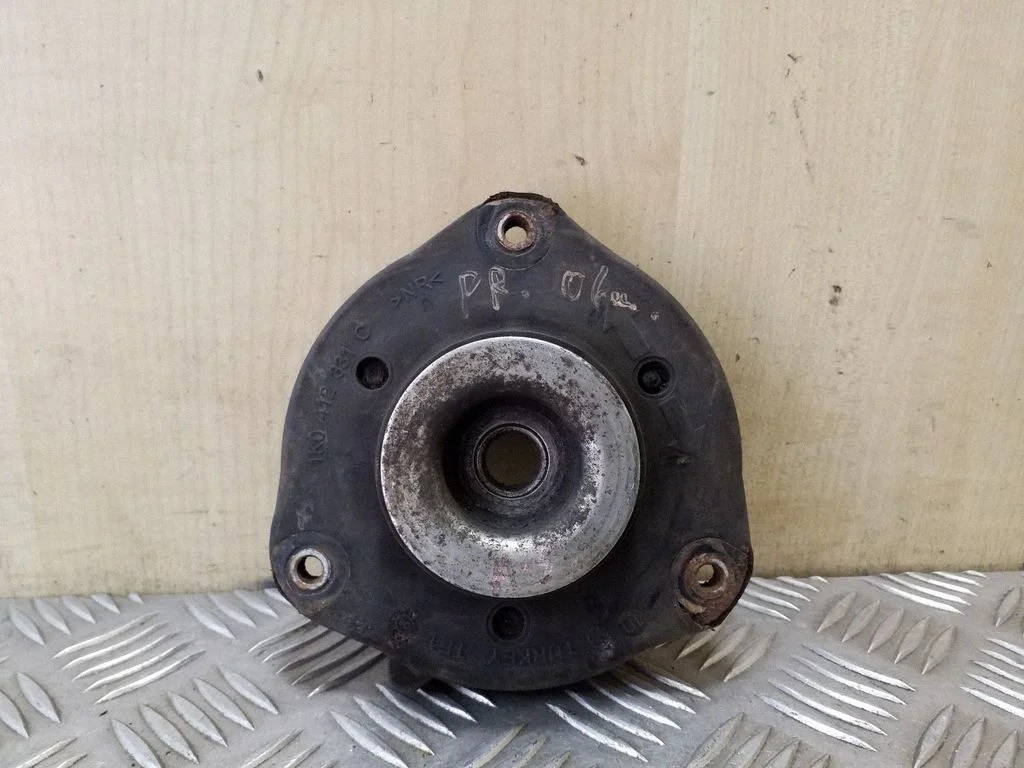 Front upper strut mount – Audi A3 S3 8P (2003-2012)