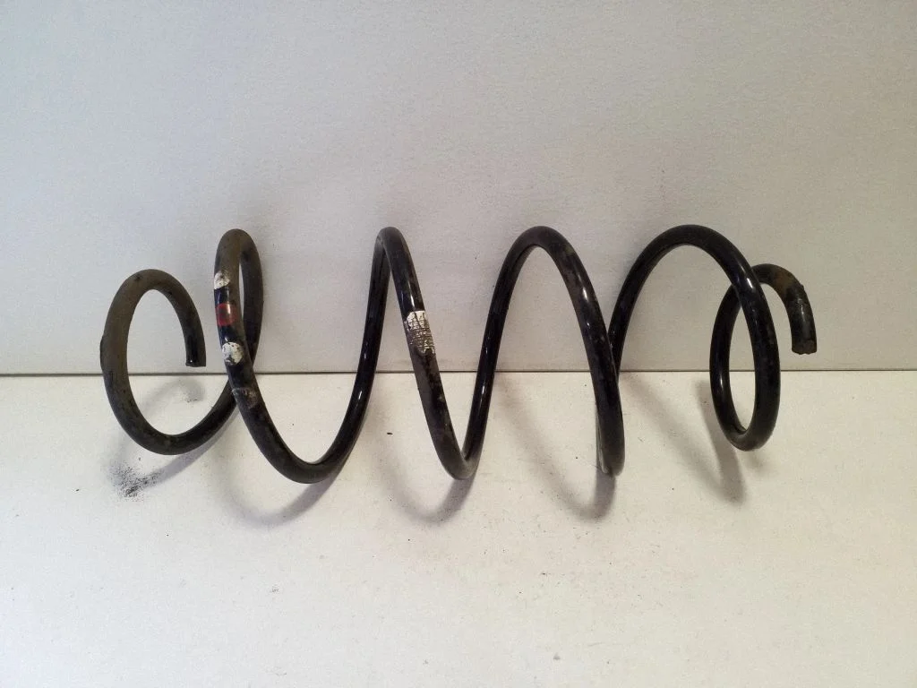 Front coil spring – Citroen C4 Grand Picasso (2013-2018)