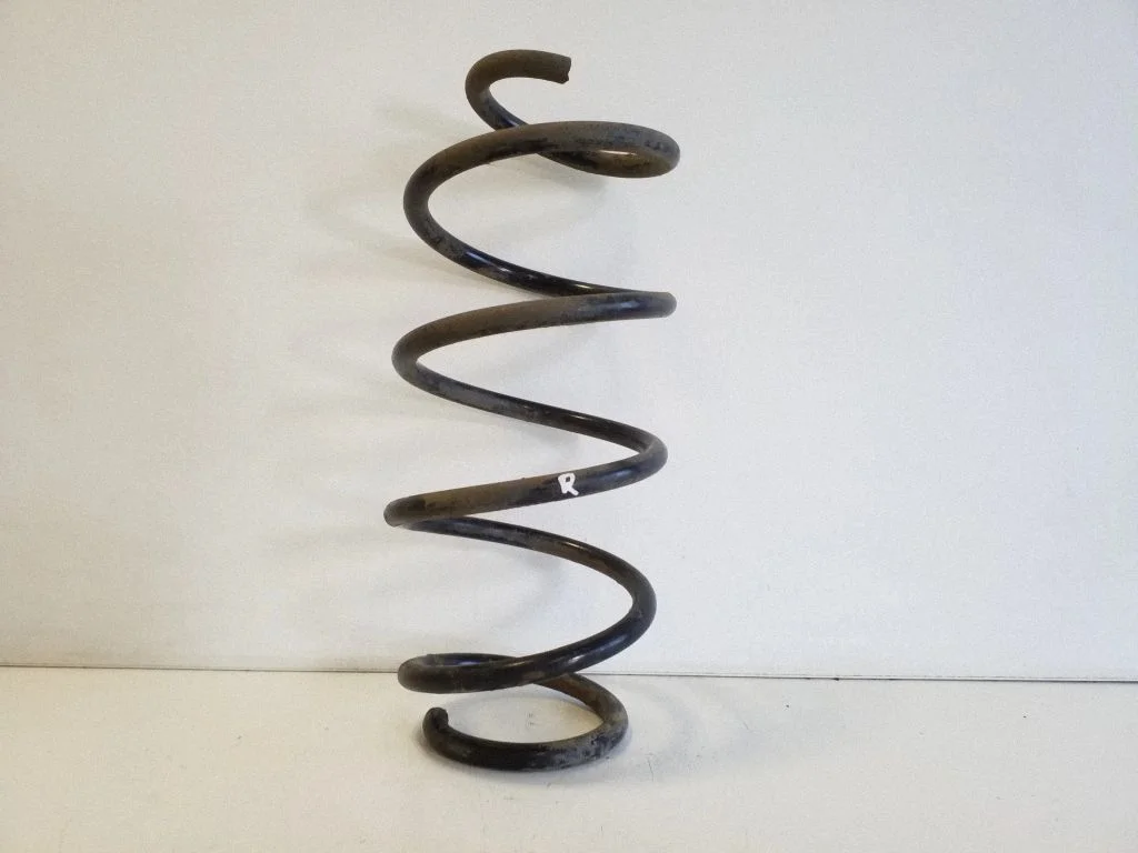 Front coil spring – front right