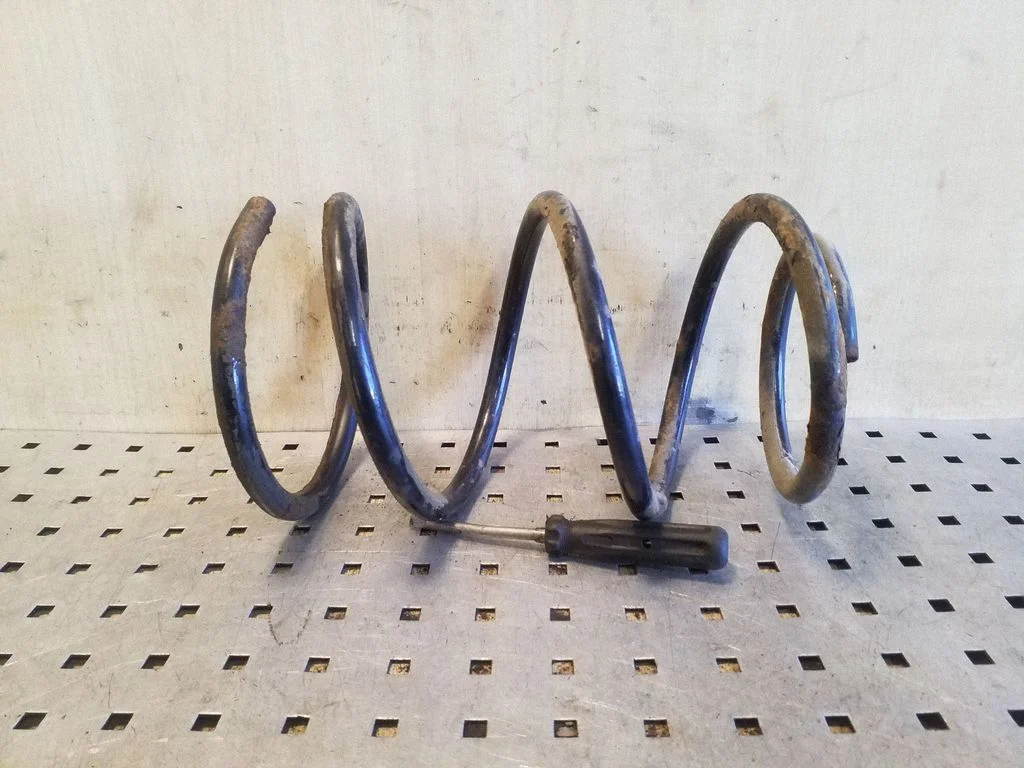 Front coil spring – right
