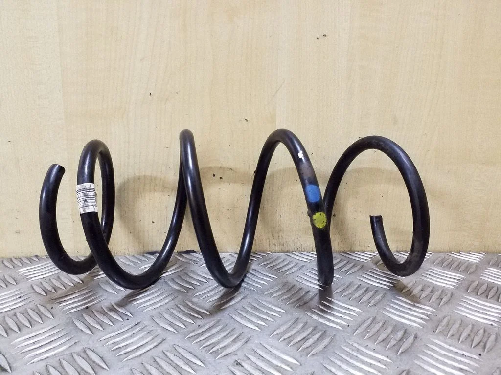 Front coil spring – right