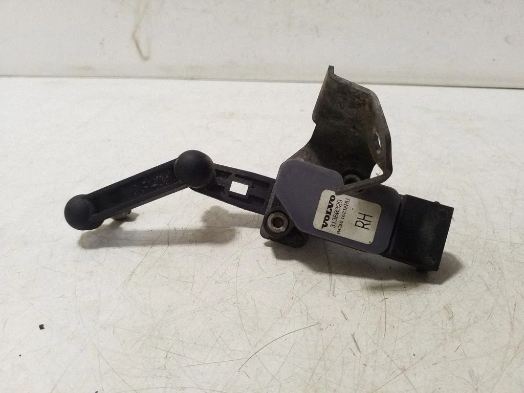 Headlight/headlamp level sensor – Volvo XC90 (2014-)