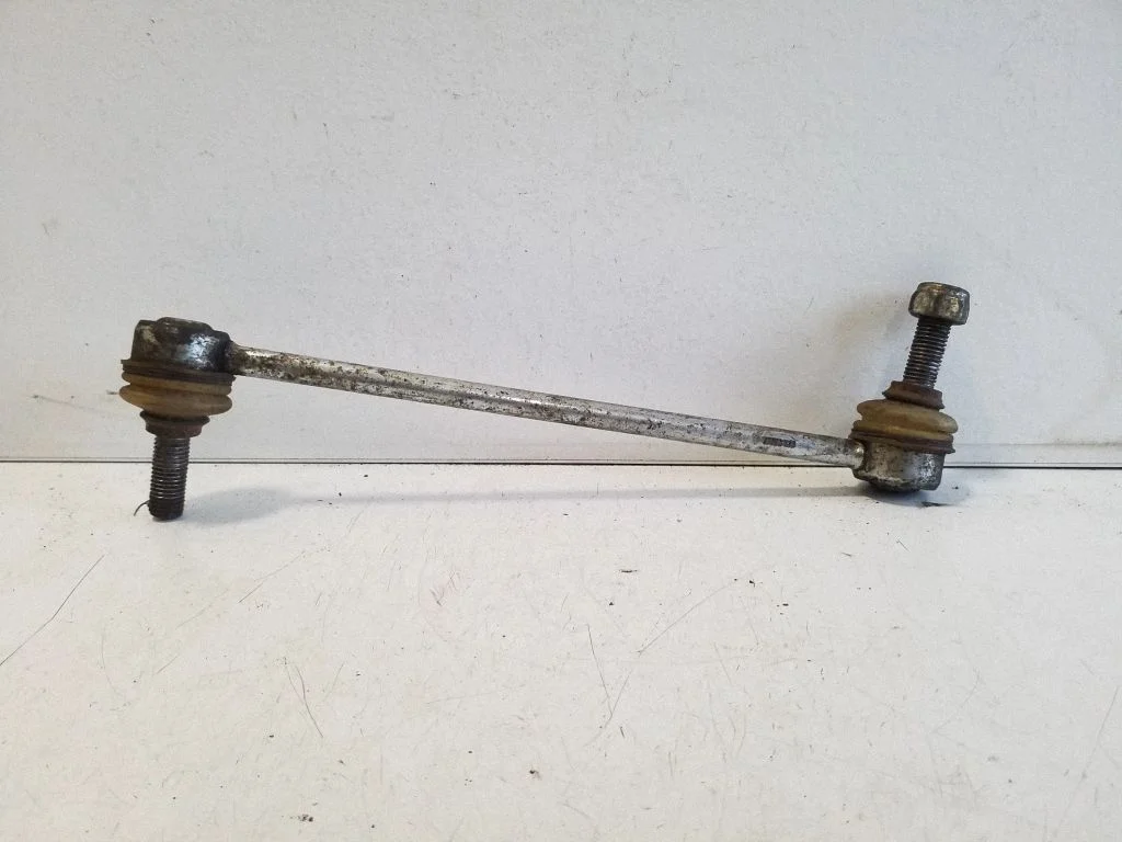 Front anti-roll bar/stabilizer link – Volkswagen Transporter - Caravelle T5 (2003-2015)