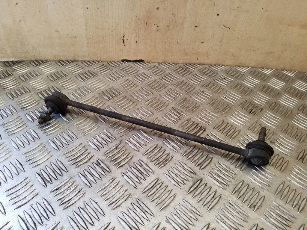 Front anti-roll bar/stabilizer link