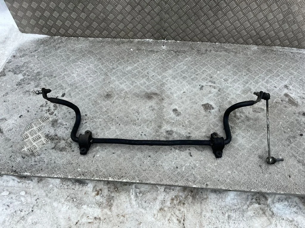 Front anti-roll bar/sway bar
