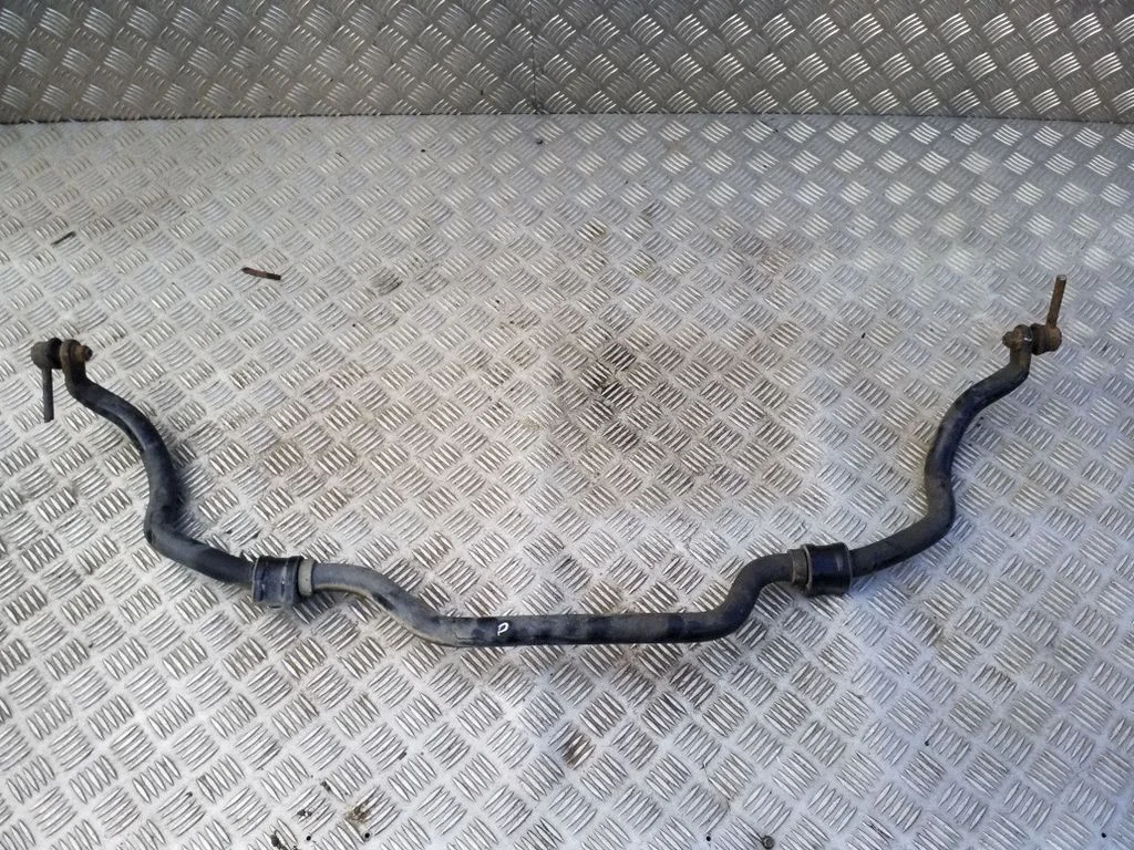 Stabilizator przedni