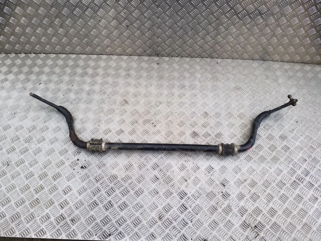 Eesmine stabilisaator (kaldevarras) – Nissan Navara D40 (2004-2015)