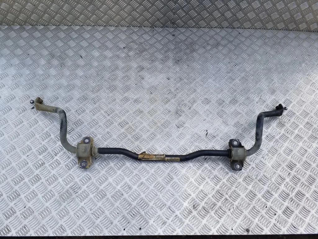Front anti-roll bar/sway bar – Volvo V40 (2012-2019)