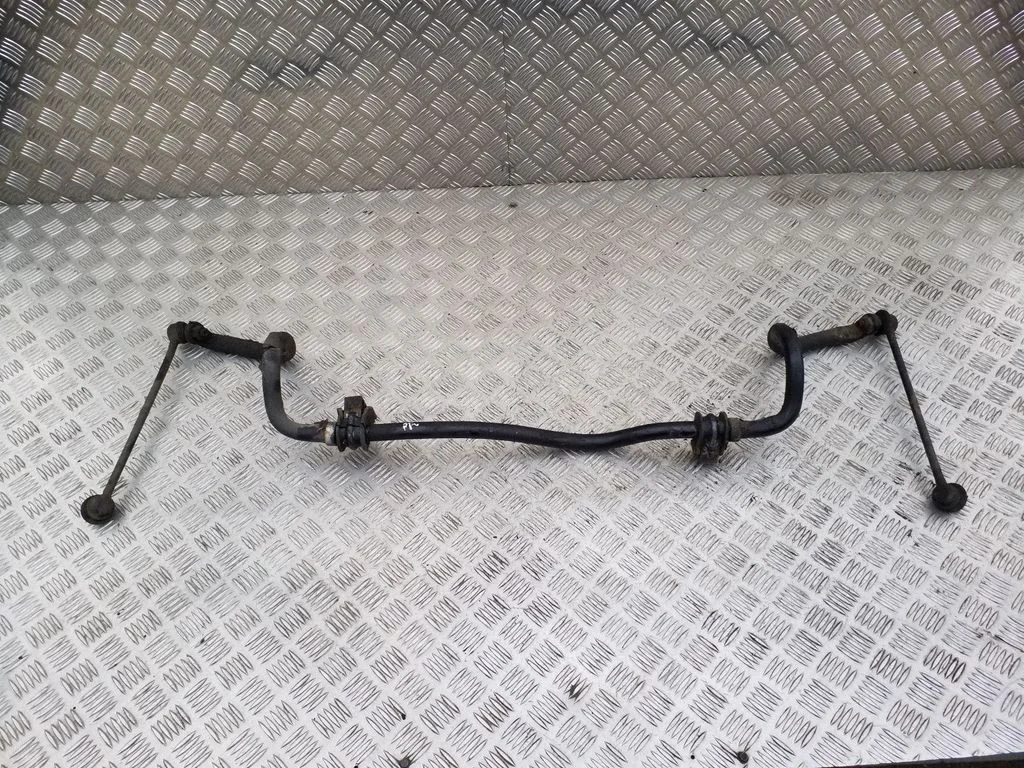 Eesmine stabilisaator (kaldevarras) – Nissan Qashqai+2 (2008-2010)