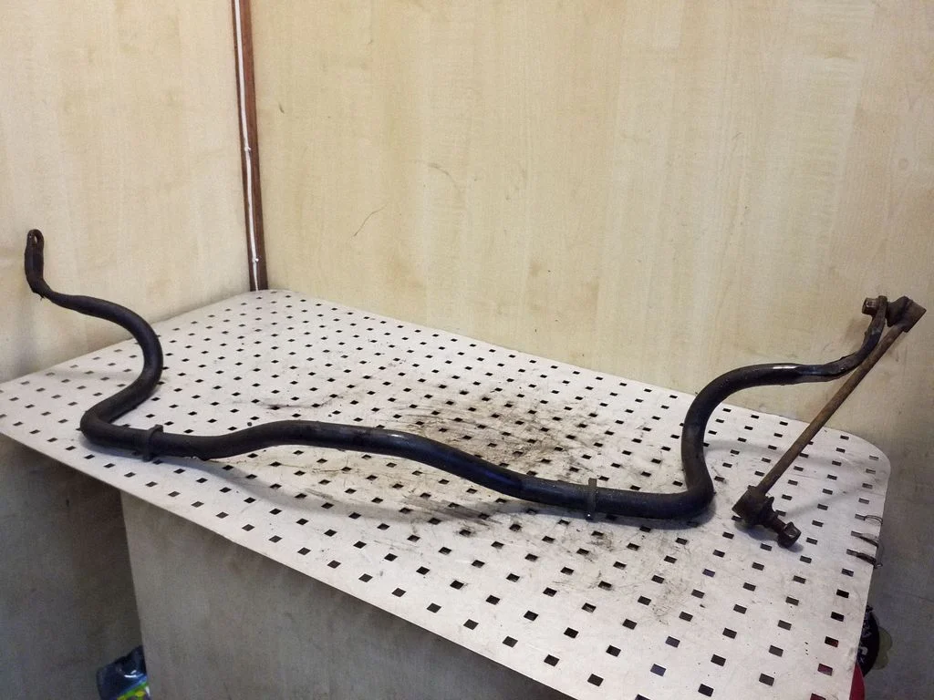 Stabilizator przedni