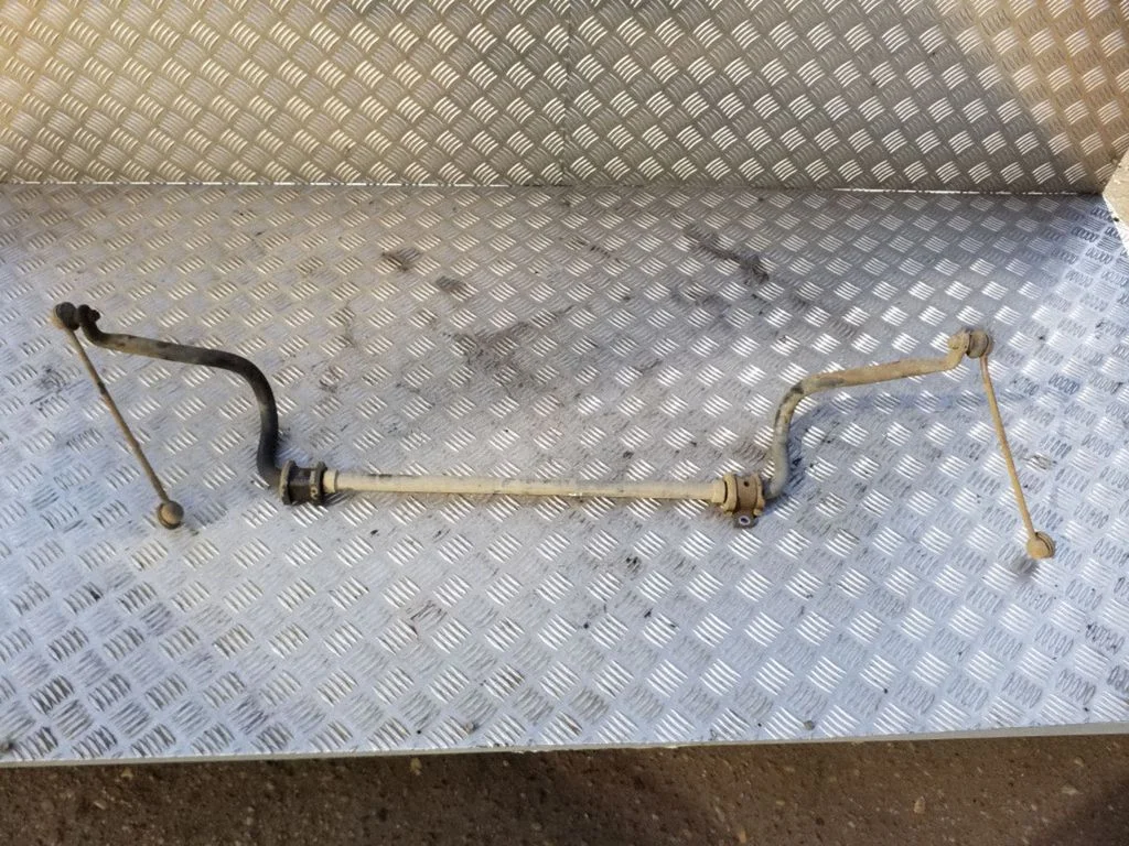 Front anti-roll bar/sway bar