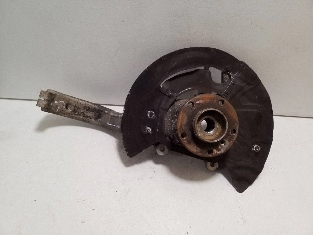 Front wheel hub – BMW X6M F86 (2015-2018)
