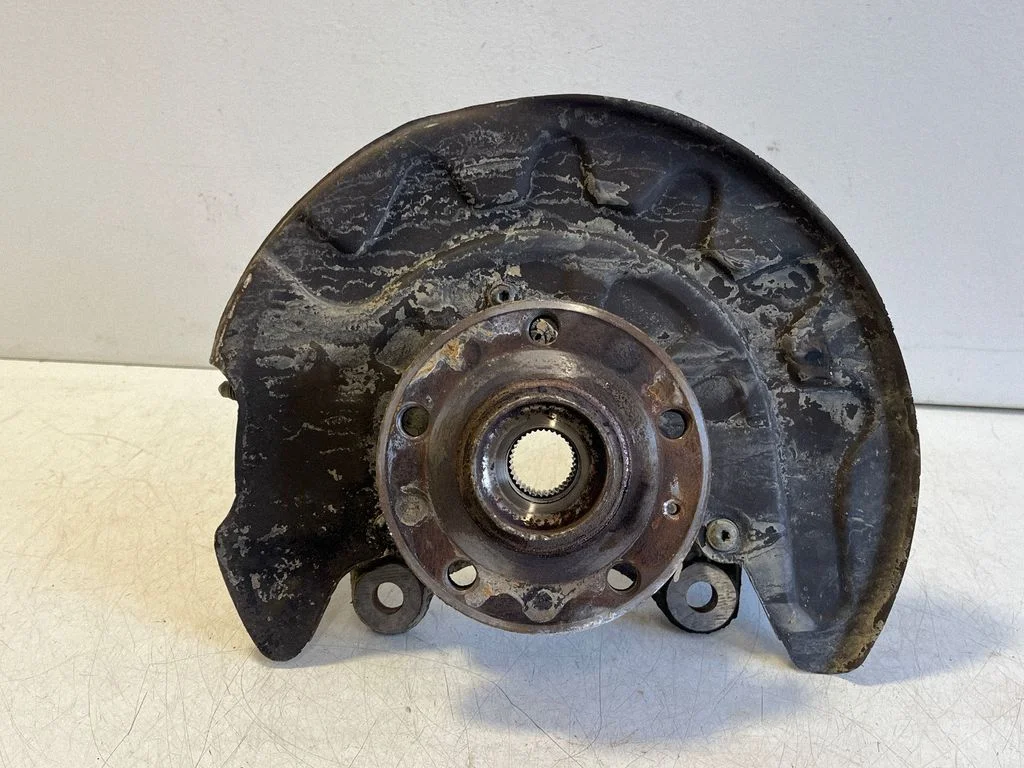Front wheel hub – Audi SQ2 GA (2017-), right