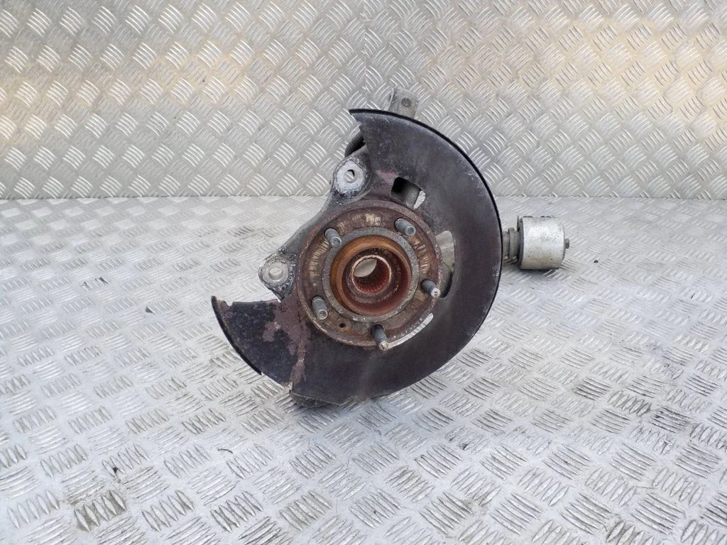 Eesmine rattarumm 13248526 – Chevrolet Orlando (2011-)